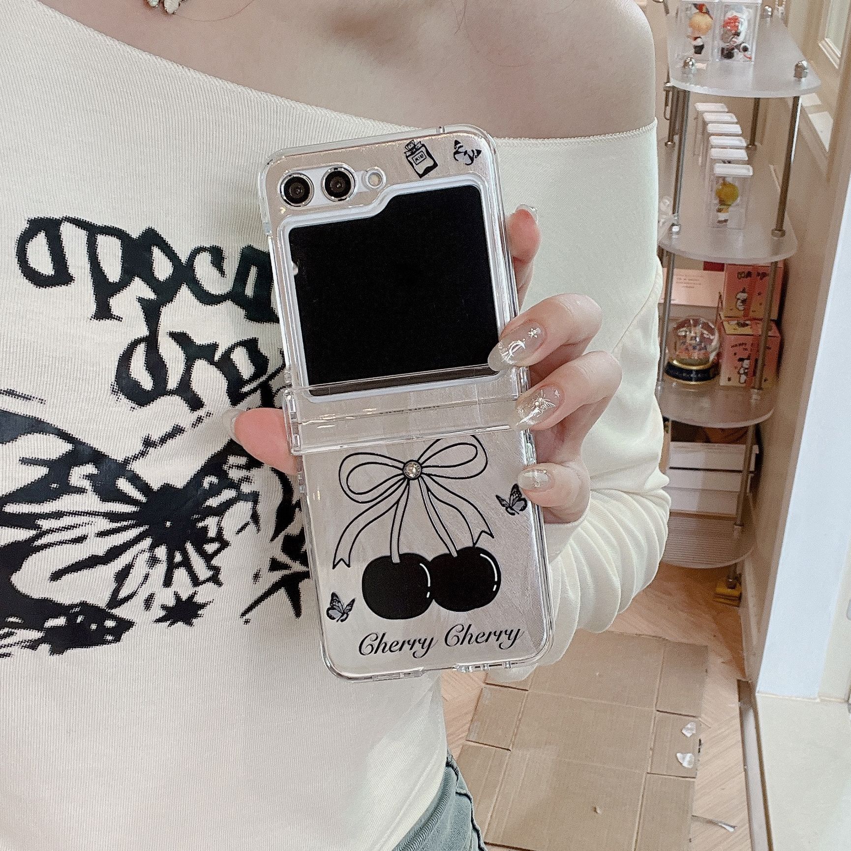 Cherry Butterfly for Samsung Galaxy Z Flip5 Phone Case Electroplated Zflip4/3 Folding Screen Saver Sheath_voghion.com