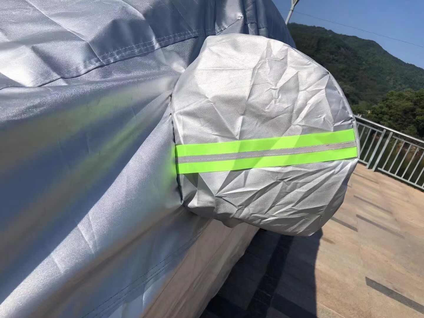 Cross-border car cover 190T car cover made of polyester taffeta with silver coating, single-layer dustproof, sun-proof, and sun-blocking full car cover