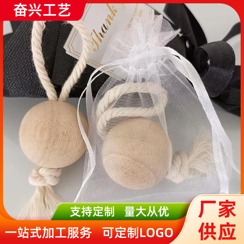 Customized 3cm 3.5cm Camphor Wood Strips, Round Balls for Wardrobe Deodorization, Moisture-Proof, Mildew-Proof, Insect-Proof, and Moth-Proof