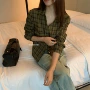 秋季翻领薄款长袖纽扣