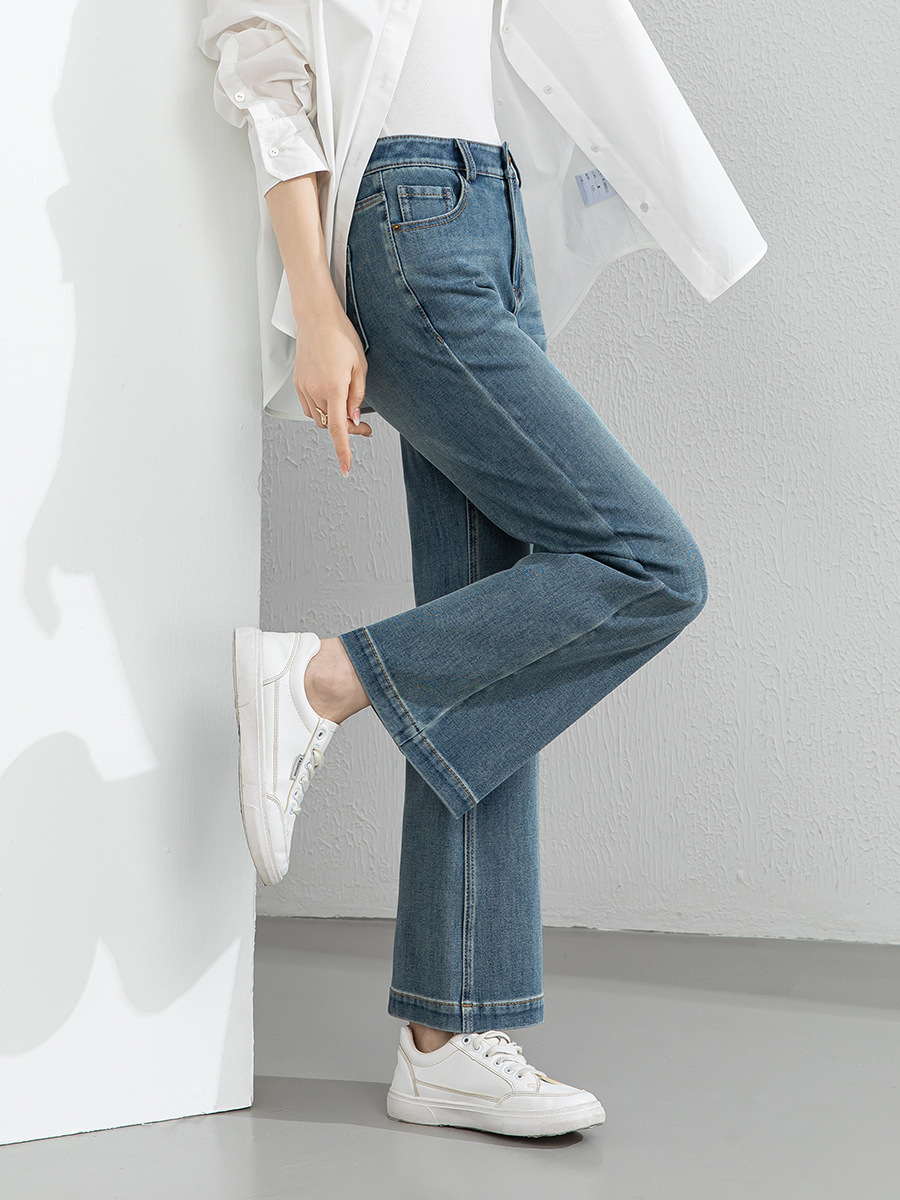 Quần jean nữ ống loe nhẹ cạp cao dáng 9 phân chất liệu Tencel — Cao bồi xanh