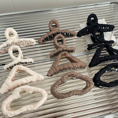 2024 large size hair volume multi-head accessories spring and summer new style hair clips for hair on the back of the head, hair catching shark clips, hair accessories for women