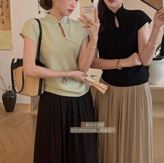 新中国風盤ボタン立襟半袖ニット女性の夏のデザイン感が薄い透かし彫り飛袖上着