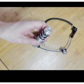 [议价]出售机油泵电磁阀,几乎全新,原装正品,功能包好.图片实拍,