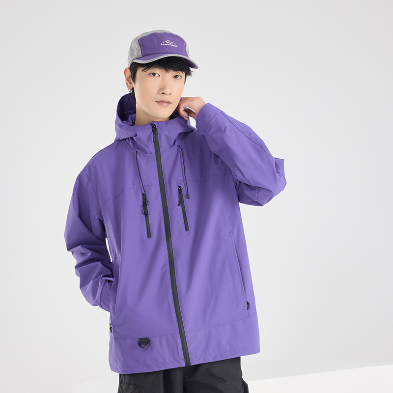 별이 빛나는 하늘 보라색 남성과 여성 모델