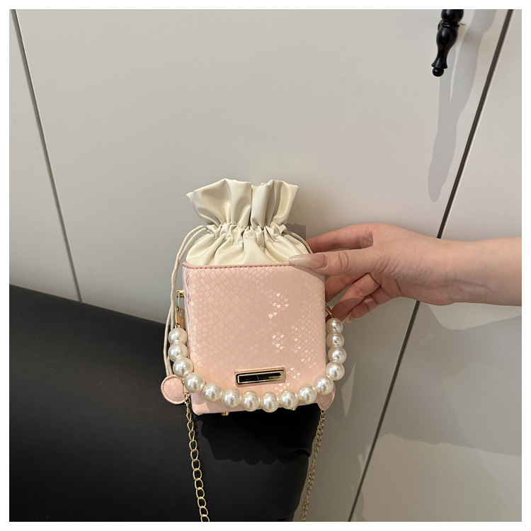Borsa a secchiello con perle donna borsa a tracolla elegante_voghion.com