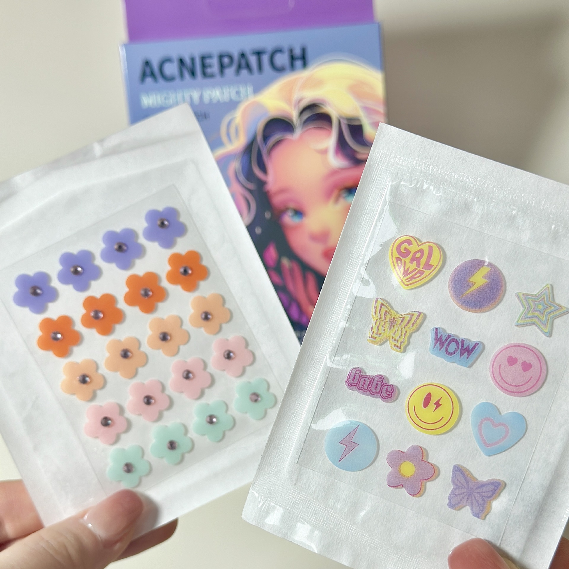 5색 다이아몬드 꽃 1개 + 재미있는 스타일 1개(보라색 영어 색상 상자)