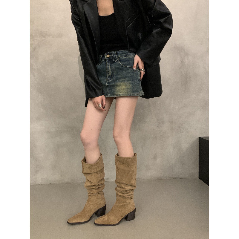 Vintage High-Heeled Suede Western Mid-Length Boots for Women, 2025 Autumn and Winter New Style, Fleece-Lined Pointed Toe Slouchy Long Riding Boots Vintage High-Heeled Suede Western Mid-Length Boots for Women, 2025 Autumn and Winter New Style, Fleece-Lined Pointed Toe Slouchy Long Riding Boots