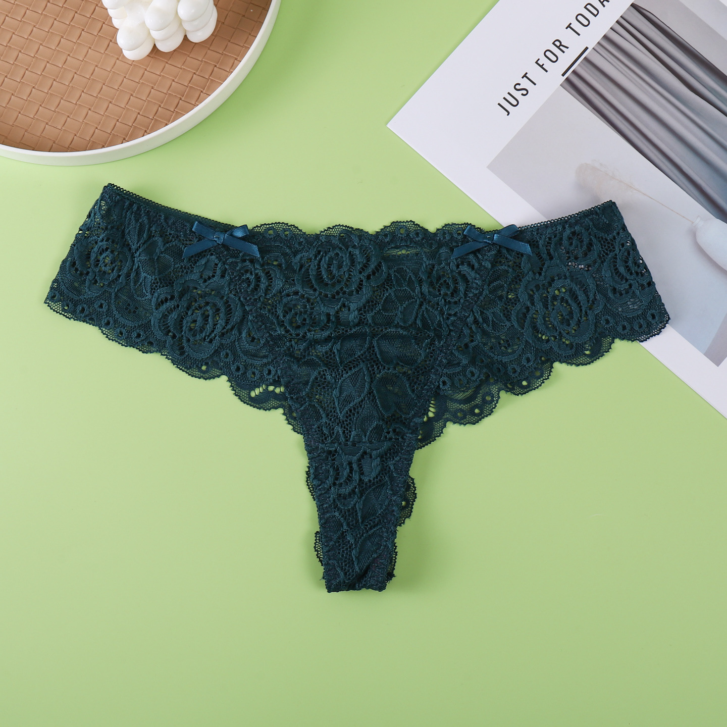 Otoño de la nueva mujer sexy encaje panties transpirables de cintura baja mujer triangles multicolores europeas y americanas panties