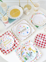 新年プレート使い捨て紙プレートパーティー誕生日子供食器ピクニックデザートテーブル装飾パーティープレートケーキ