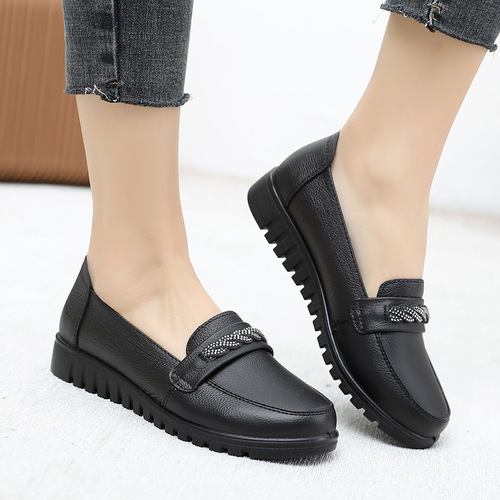 New style mother's shoes, genuine leather soft sole single shoes, comfortable flat soles, middle-aged and elderly women's shoes, middle-aged and elderly work leather shoes