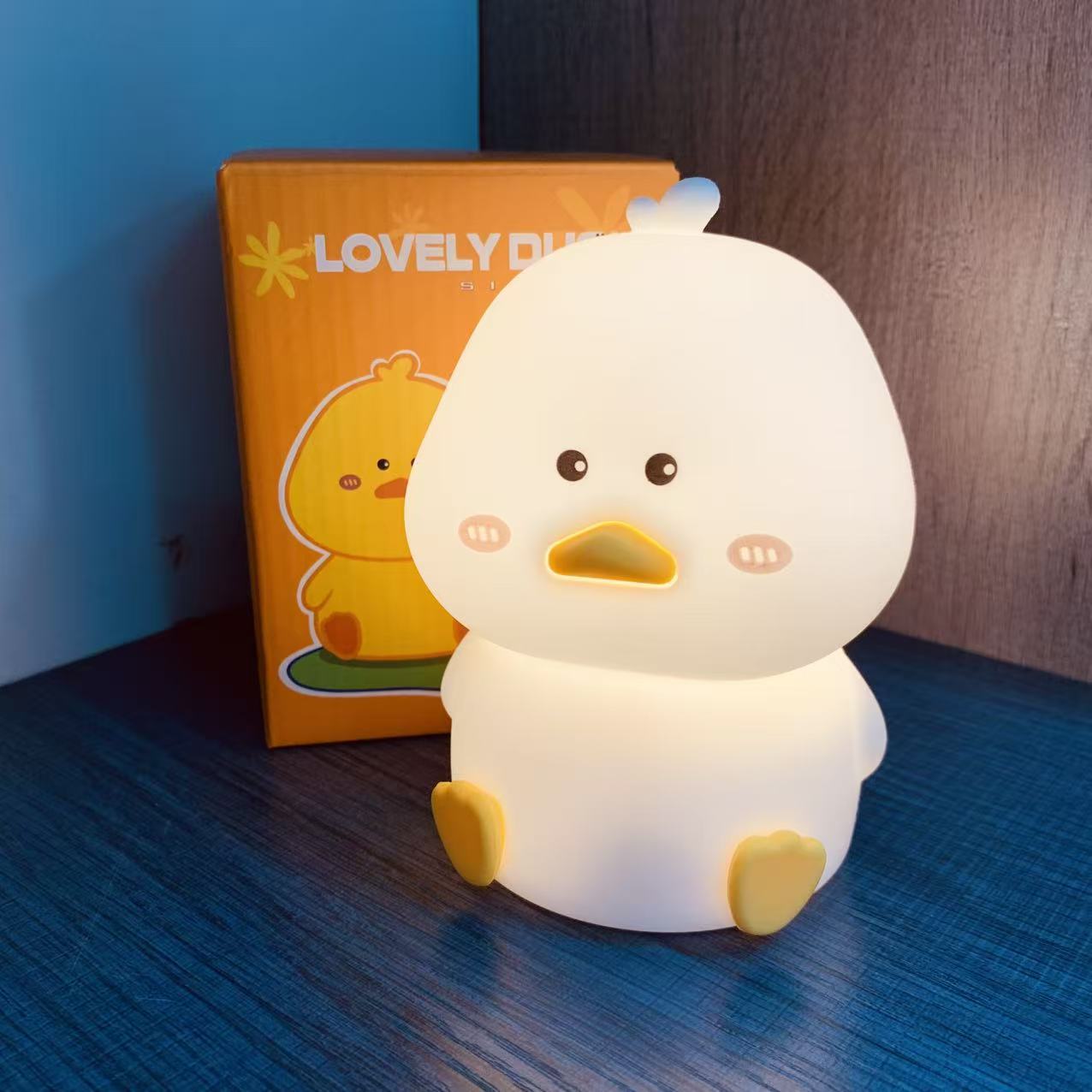 Lámpara de noche para niños regalos se pueden recargar a tiempo creativo lámpara de escritorio atmósfera de luz en línea explosión