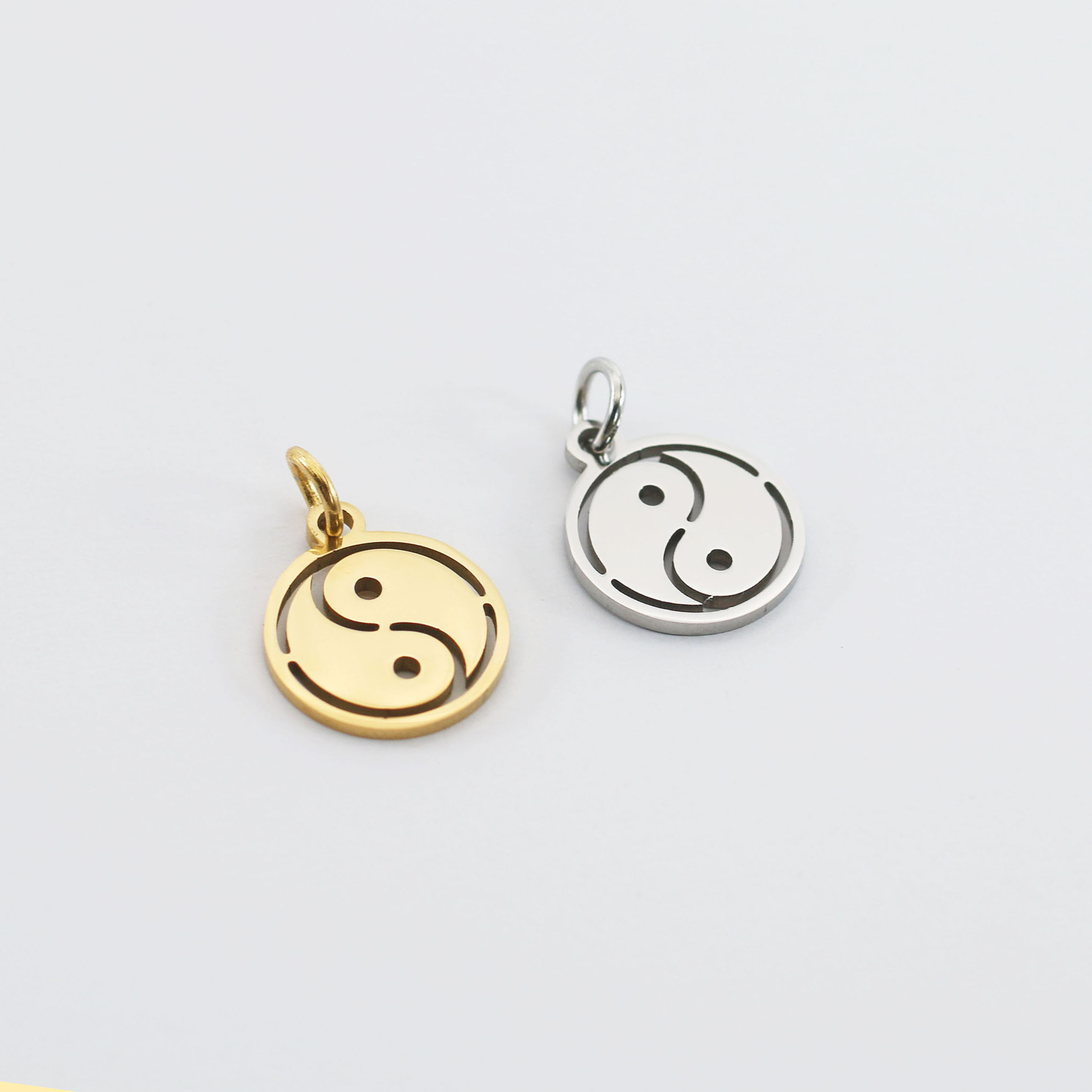DOOYIO 5 teile/los Edelstahl Charms Hohl-out Yin Yang Tai Chi Anhänger Weibliche DIY Schmuck Halskette Zubehör – Detail 4
