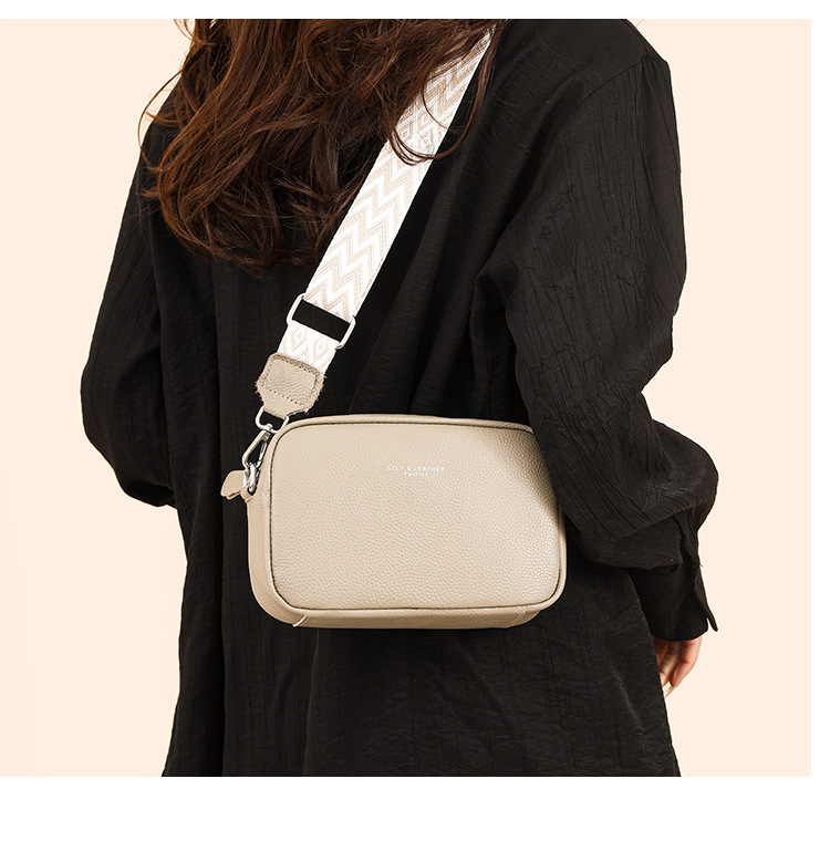 Women's Genuine Leather Crossbody Bag With Wide Strap_voghion.com
