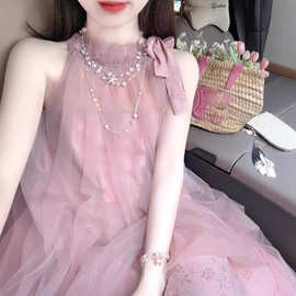 法式无袖挂脖连衣裙子女夏季2024新款高级感气质海边度假仙女长裙