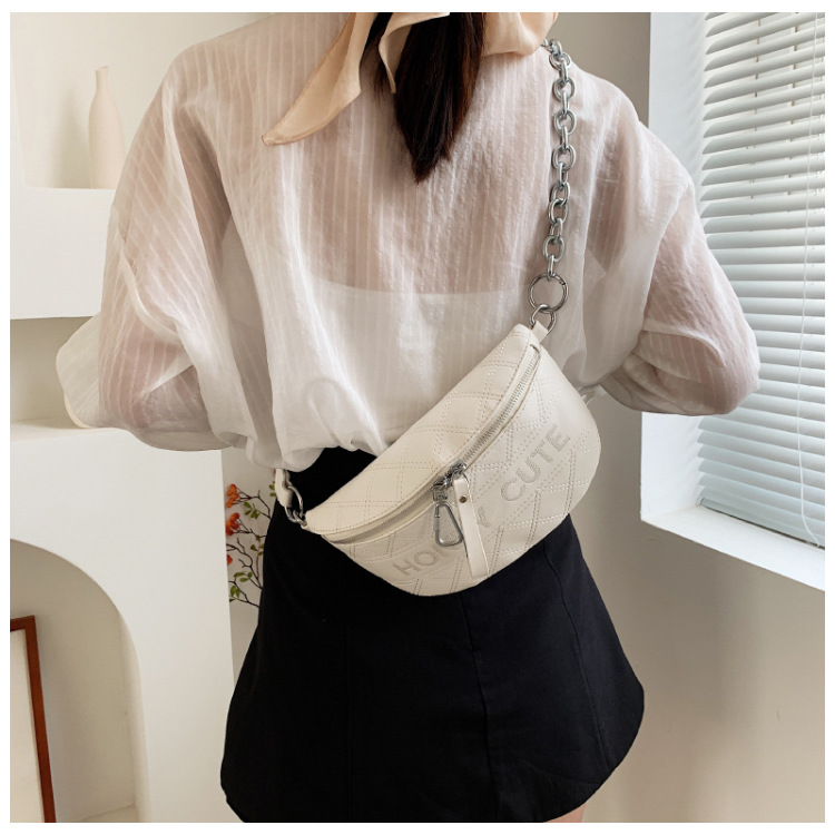 Fashion Embroidered Metal Chain Chest Bag display picture 2