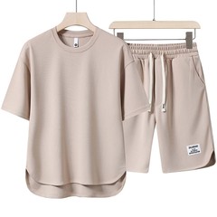 夏の男性ハイエンドカジュアルスポーツスーツ青年ゆるいファッション百合半ズボン丸首半袖tシャツ2点セット