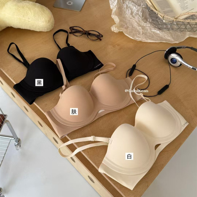 Off-Shoulder Non-Slip Strapless Bra Without Underwire, Small Chest Push-Up, Seamless Bandeau Style, Beautiful Back Bra for Young Women