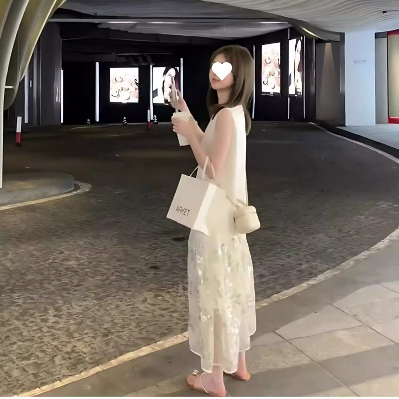 法式气质白色连衣裙女夏季2025新款设计感时尚拼接网纱亮片背心裙|undefined