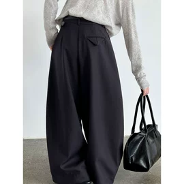 连衣裙;女式衬衫;女式针织衫