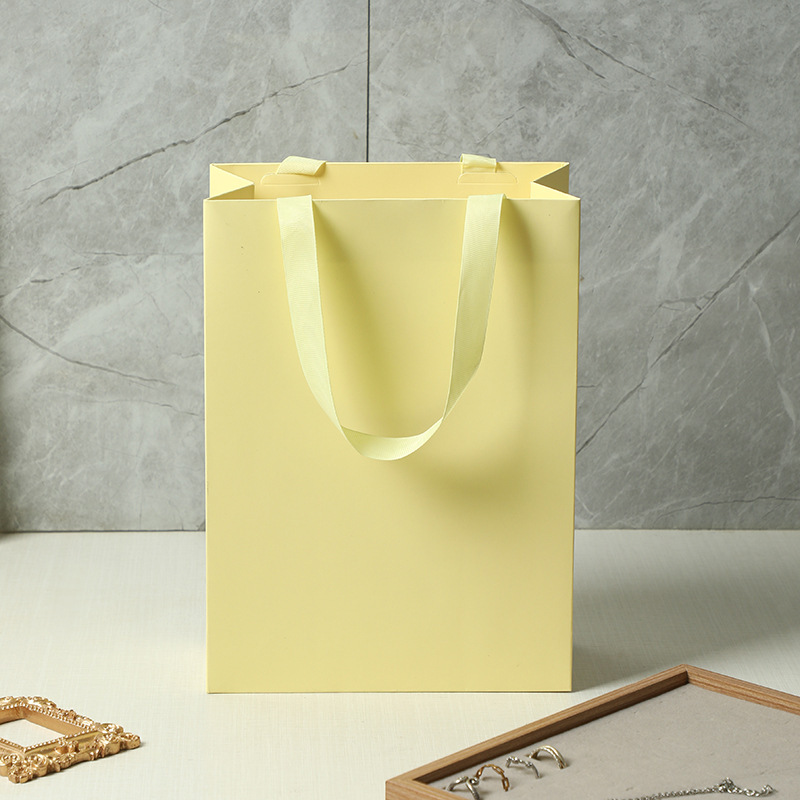ウエストラインなしの厚みのあるジュエリーボックスハンドバッグメガネ店紙袋衣料品店ギフトバッグショッピングバッグ高級バッグ|undefined