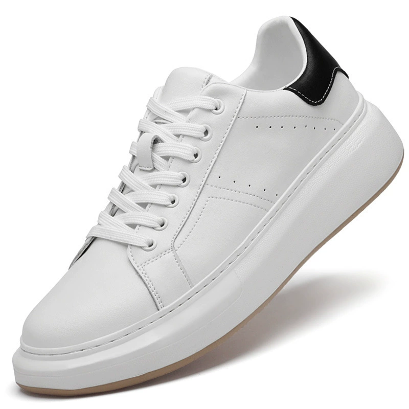 Мужские кроссовки 2025 Весенняя мужская обувь кожаная повседневная дышащая кожаная обувь мужская толстая подошва маленькая белая обувь мужская кожаная обувь