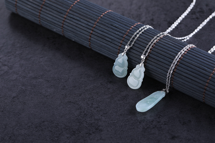 030103064翡翠葫芦吊坠项链. (5)