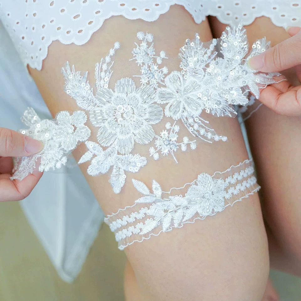 Новые свадебные кружевные подвязки с белыми цветами, подвязки с ручной вышивкой бисером, сексуальные эластичные бедра и кольца на ногах.