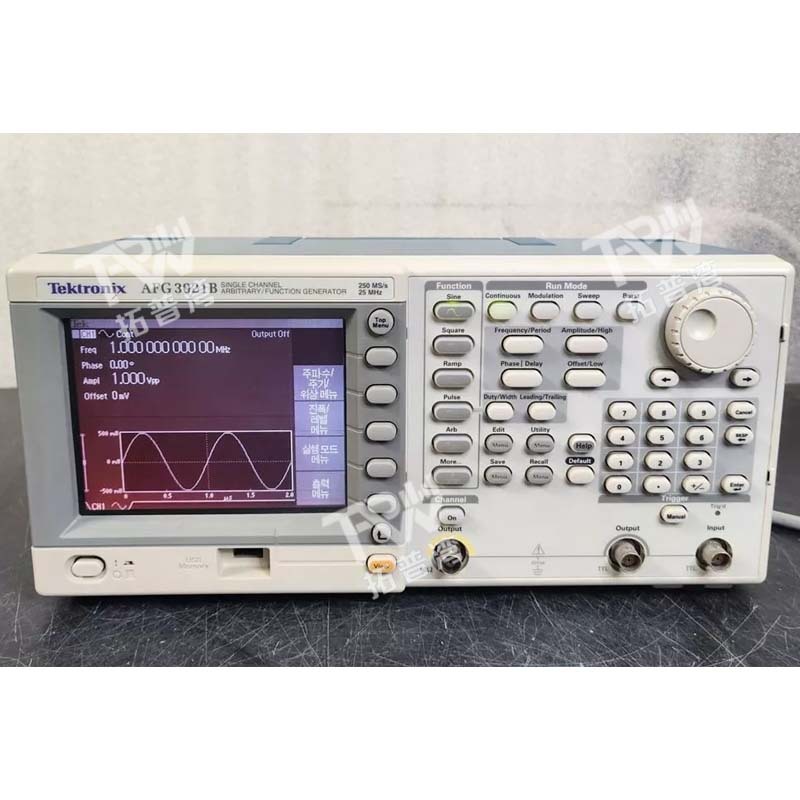Tektronix 泰克 AFG3021B 25MHz 函数任意功能发生器 250MS/s