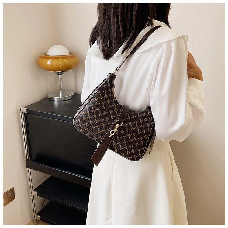 High-end Women's Armpit Bag Retro Shoulder & Crossbody Bag_voghion.com
