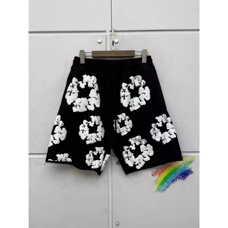 AliExpress source: European and American trendy streetwear hip-hop puff print loose five-point shorts for men.