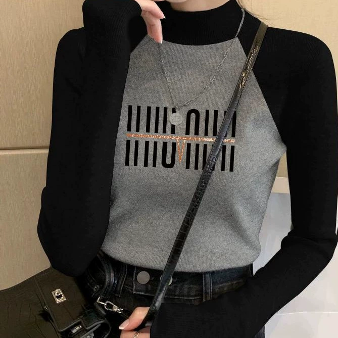 Осенняя и зимняя толстовка с полувысоким воротником