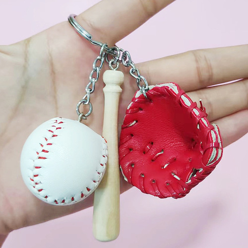 Creative baseball keychain bag hook, baseball three-piece gift set, fashionable couple's small gift hook, wholesale