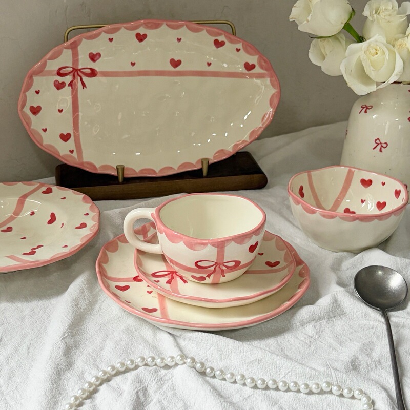 Hand-painted irregular ceramic coffee cup, saucer, plate, and bowl set, cute girly tableware, cross-border e-commerce Hand-painted irregular ceramic coffee cup, saucer, plate, and bowl set, cute girly tableware, cross-border e-commerce