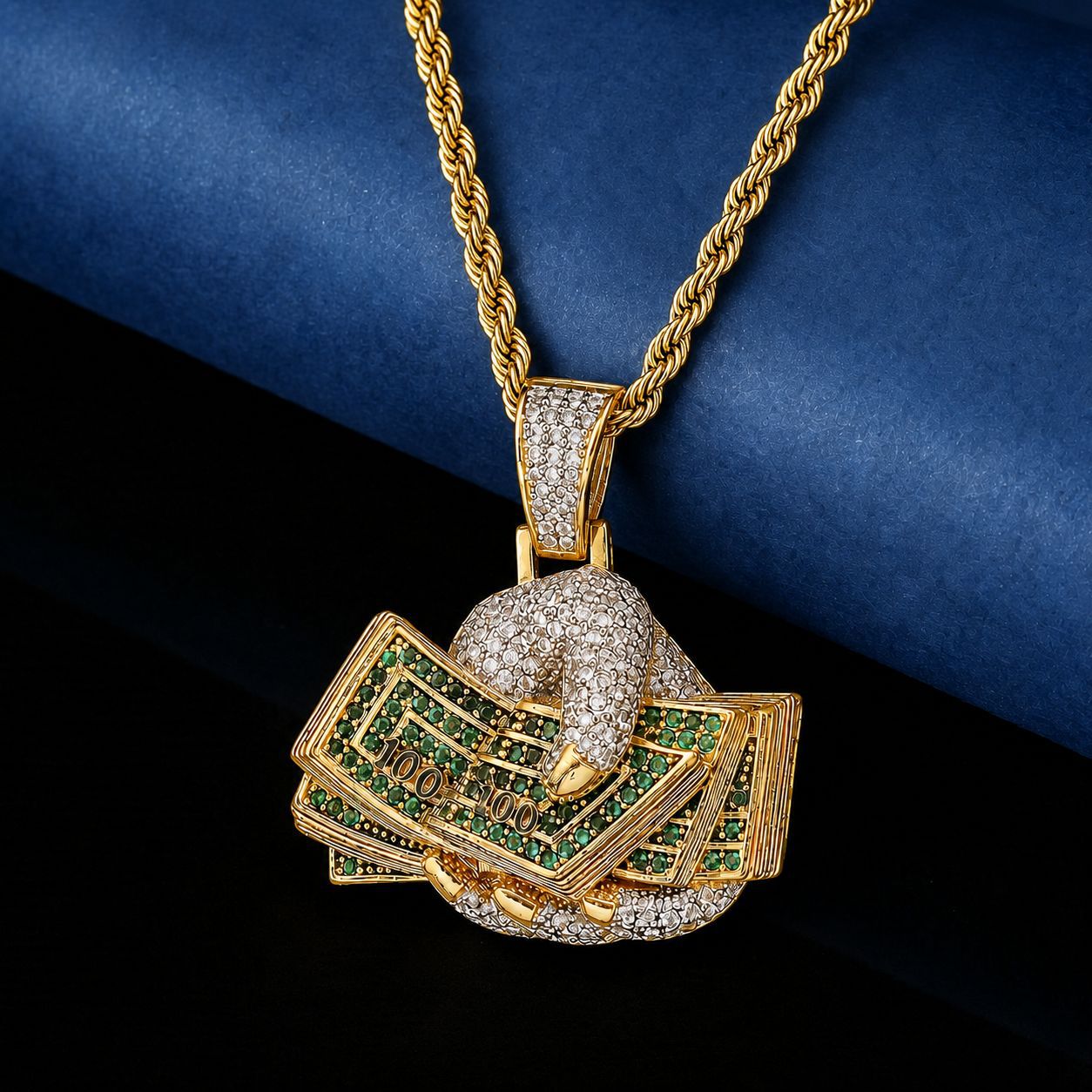 trend copper pendant with zircon