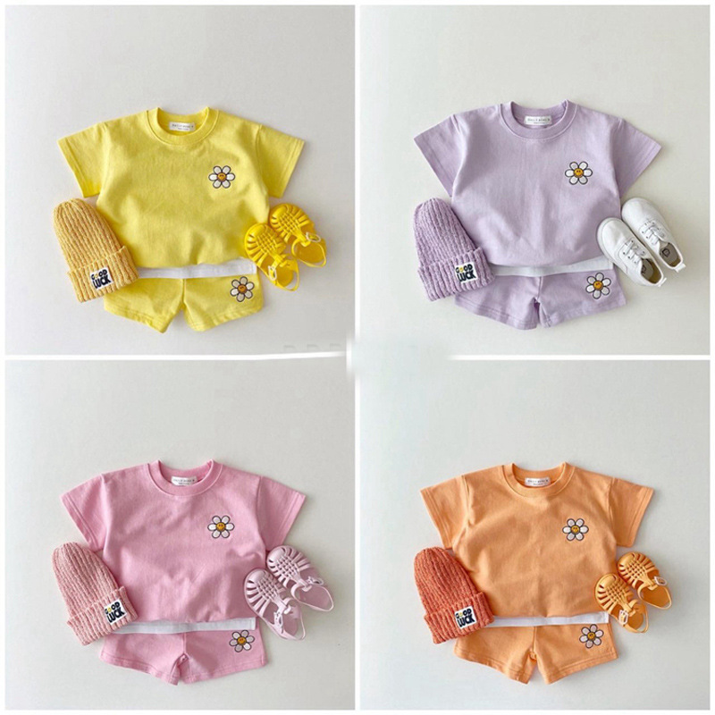 Korean-style ins Baby Baby Candy-colored Refreshing Short-sleeved Suit Sweater Shorts Two-piece Pit Summer Style