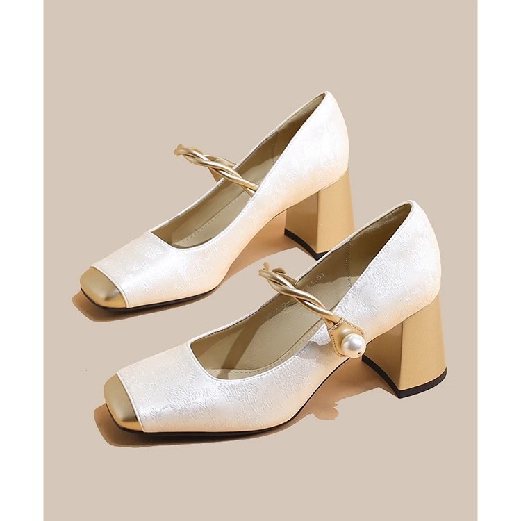 Guofeng nuevos zapatos Mary Jane de cabeza cuadrada de estilo chino para mujer de tacón grueso 2025 nuevo cinturón jacquard con zapatos de tacón alto cheongsam