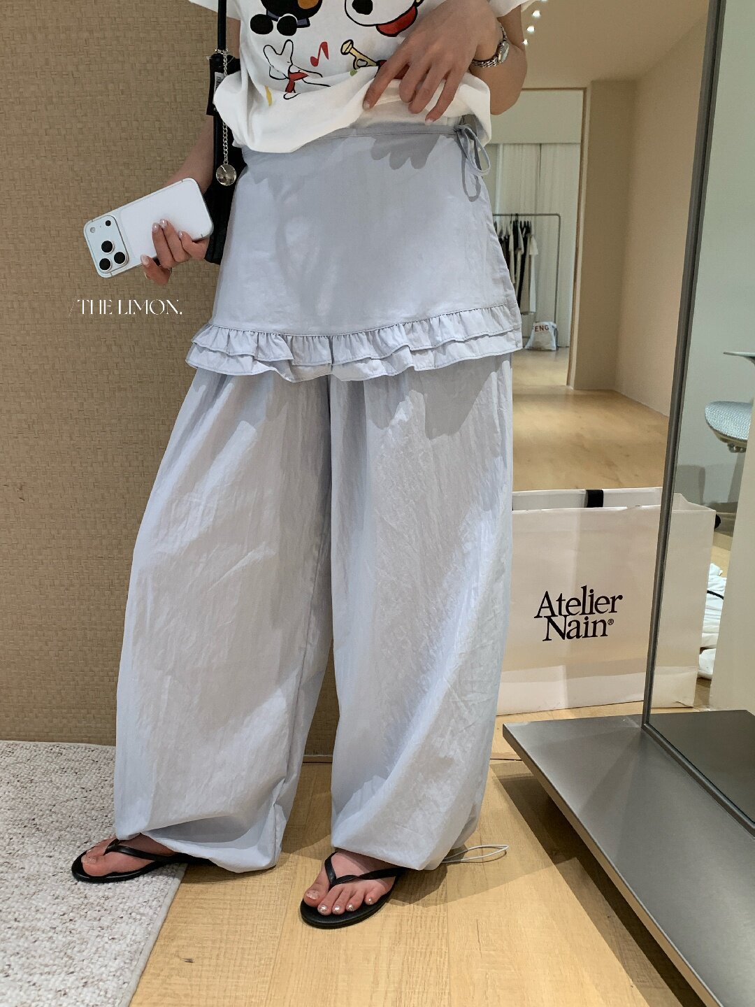 Quần culottes nữ ống rộng cạp cao, phối viền ren xếp tầng, dáng suông rộng, thanh lịch và thoải mái — màu đen, Xanh da trờicolor, màu trắng, Đá vôi chi tiết 35