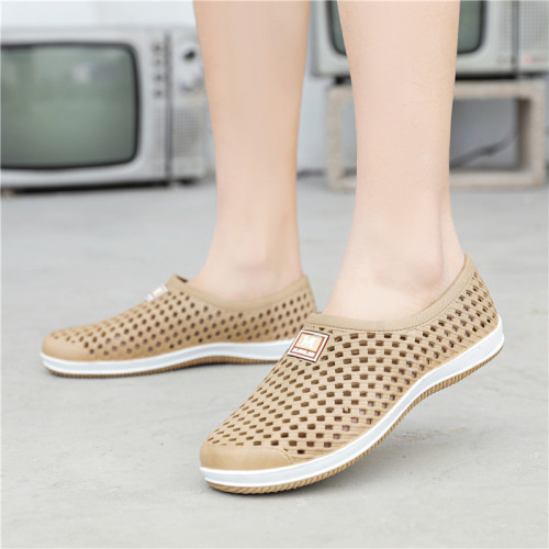 Men's Baotou Sandals Croc Shoes Couples  Summer New Non-Slip Beach Shoes Outdoor Wear Korean Version Rafting Women