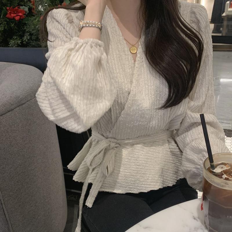 法式长袖上衣女衬衫设计感小众气质别致春夏女装收腰感衬衣潮