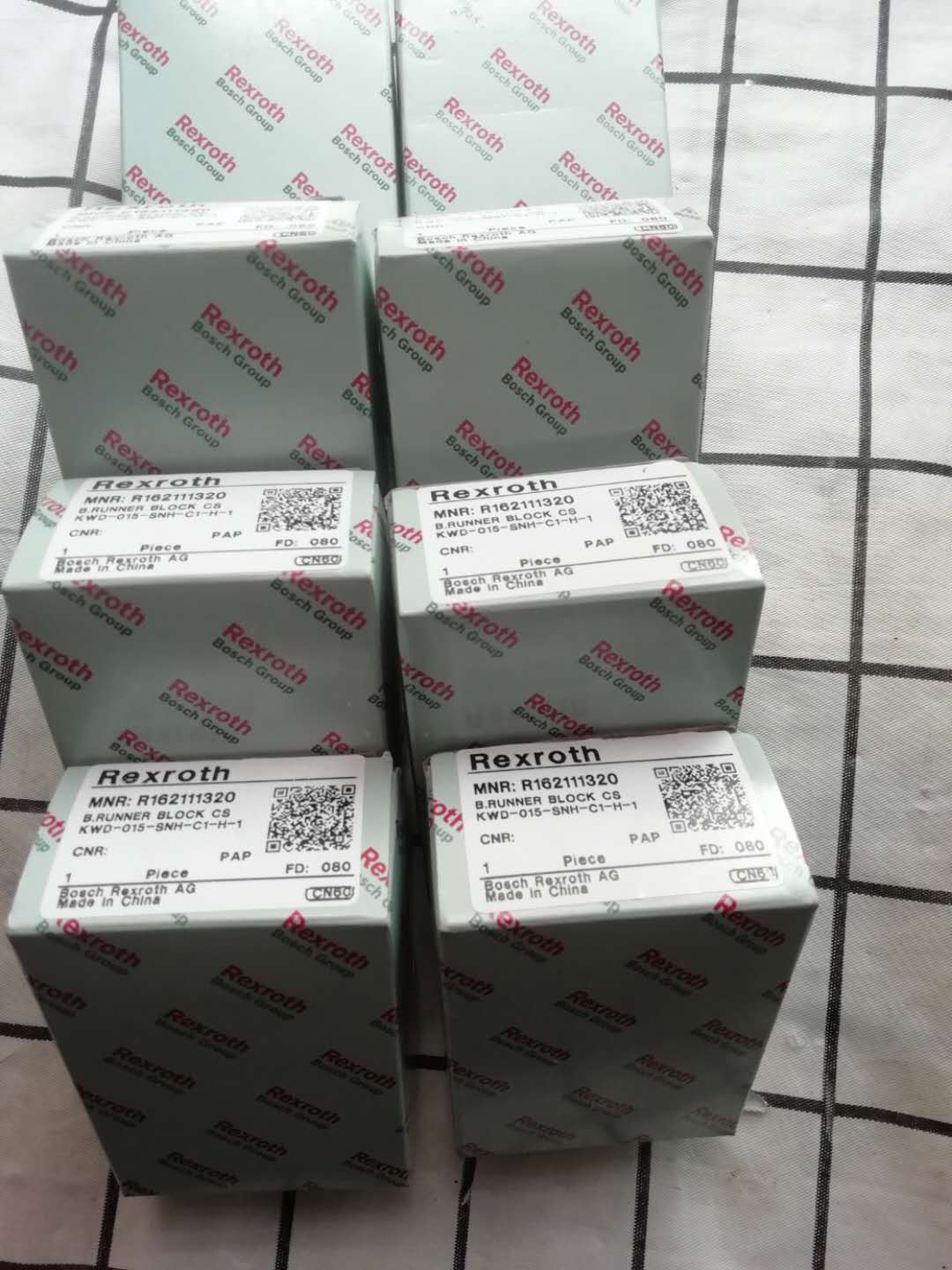 天津福业滑块现品R1622-213-22,R162111320，R1621-113-20