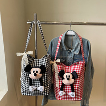 �ɰ���ͨ���湫�������Ů���ӷ������ذ���ż������������б���