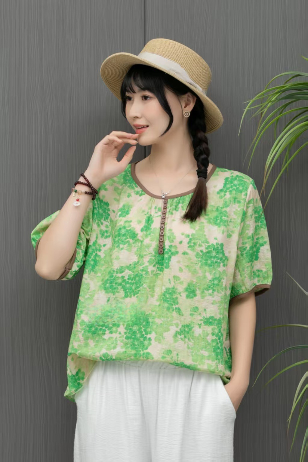 6A715728D0D1C8B9FAE383F763D662