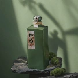 装饰花瓶;陶瓷工艺品;酒壶