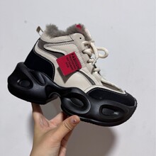 β؛��}����Ь��Ƥ��ë������ߎ�С�ϵ�Ь���wֱ���[��؛Դ���l