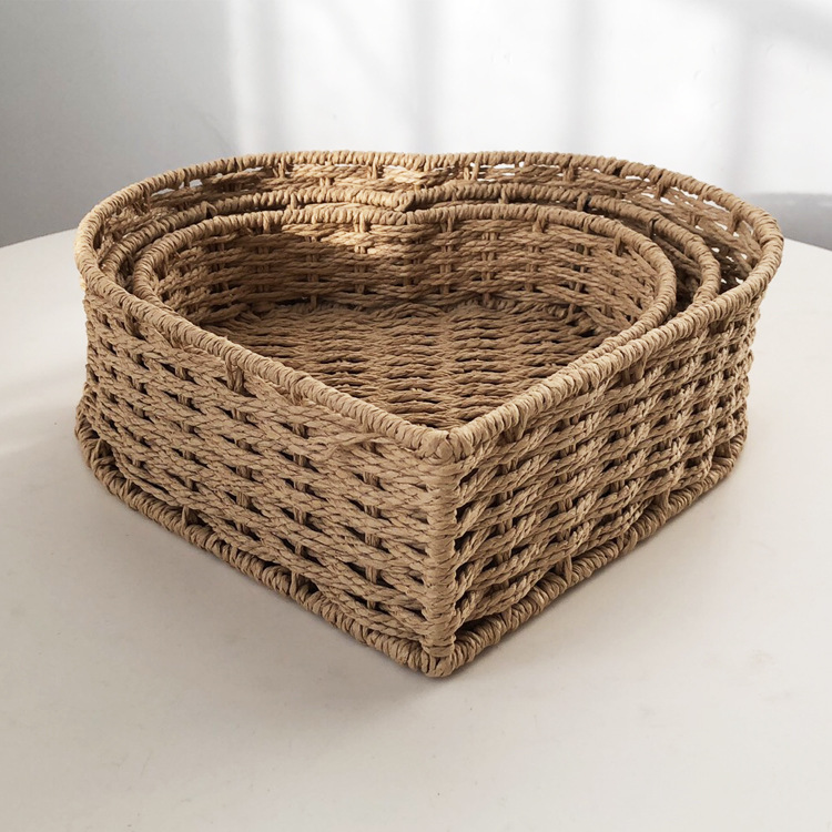 Cesta de almacenamiento de escritorio en forma de corazón de mimbre de paja cesta de almacenamiento de juguetes para niños cocina cesta de aperitivos caja de almacenamiento Almacenamiento de cosméticos