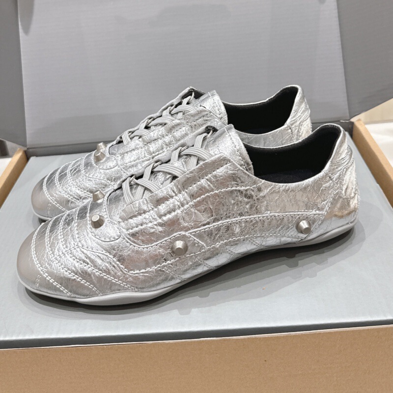 Authentic Pleated Genuine Leather German Training Shoes for Women, New Model 25, Flat Lace-Up Silver Retro Studded Tennis Shoes, A-Gan Shoes Authentic Pleated Genuine Leather German Training Shoes for Women, New Model 25, Flat Lace-Up Silver Retro Studded Tennis Shoes, A-Gan Shoes