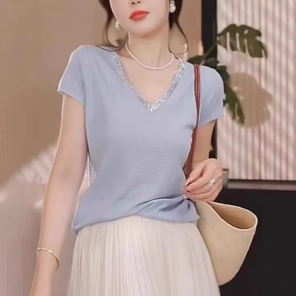 màu xanh nhạt