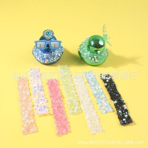 Accesorios de agua transfronterizos pato amarillo 8 sombrero bufandas decoración mano limón té de leche regalo