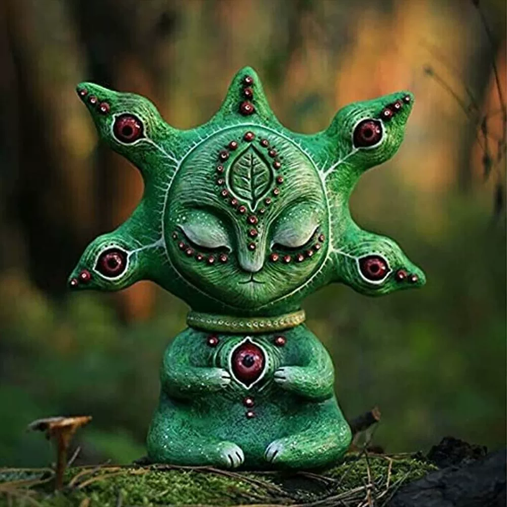 Cross-border three-eyed alien magic alien resin decoration courtyard home decorations desktop small ornaments Cross-border three-eyed alien magic alien resin decoration courtyard home decorations desktop small ornaments